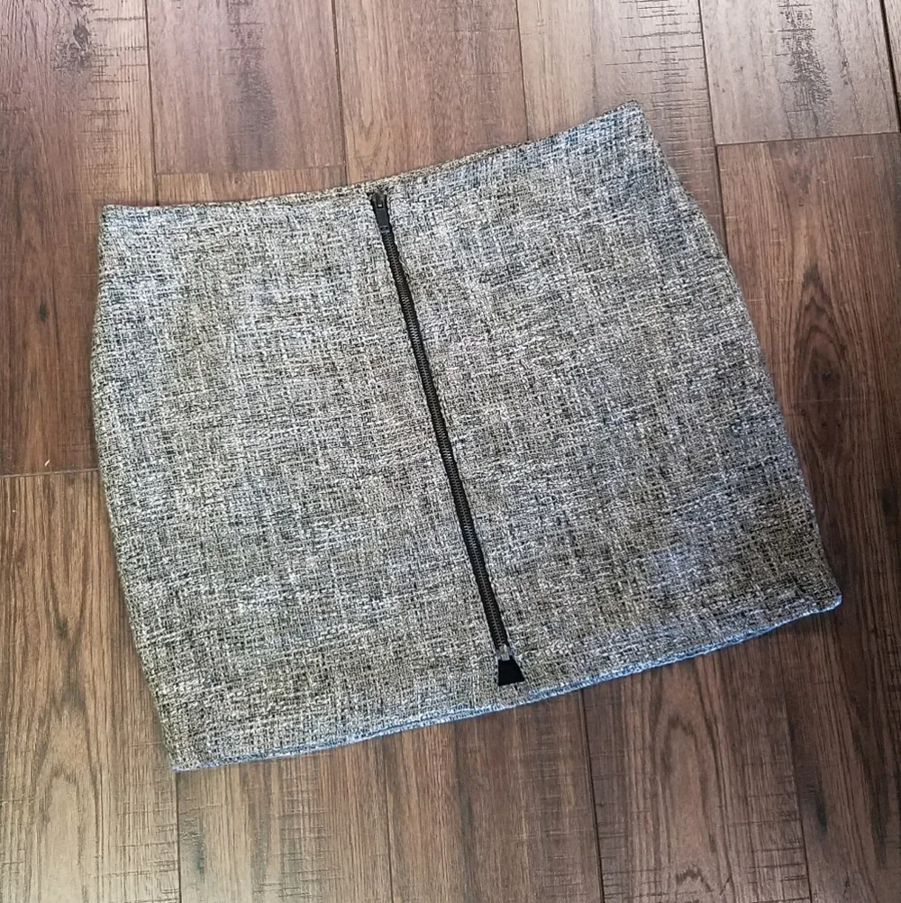 Banana Republic Front Zipper Tweed Skirt